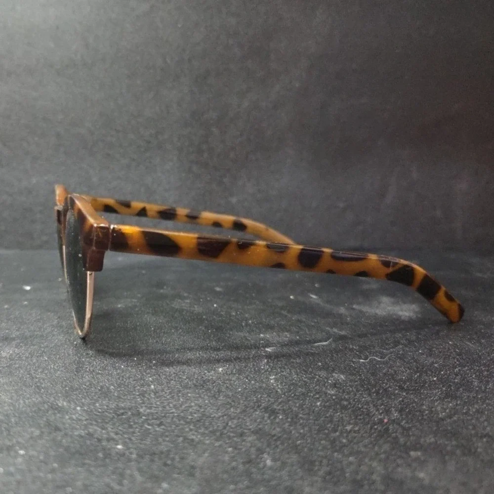 Tortoise Shell Round Clubmaster Sunglasses, Gold Trim, Green Lens, Retro Shades